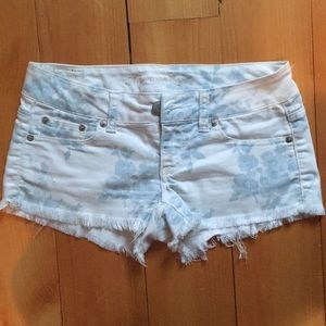 American Eagle Floral Print Shorts